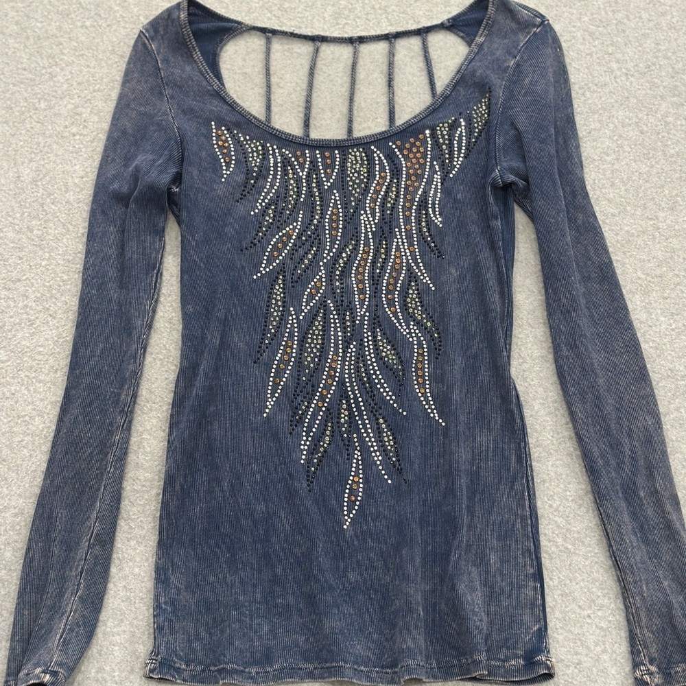 Women’s Blue Ribbed Long-Sleeve Embellished Scoop Neck Top